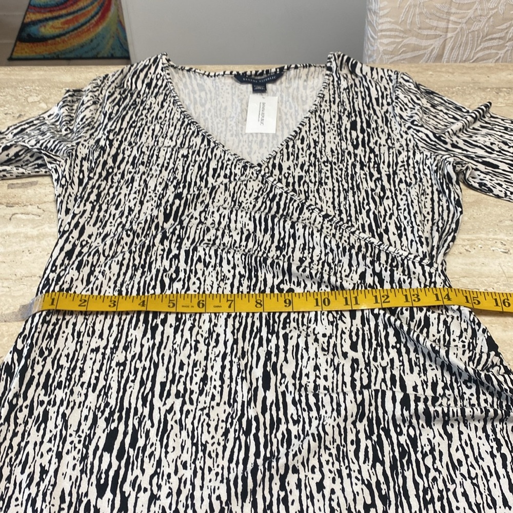 NWT banana republic dress w/ruching side,stretchy fabric, measurements in photos - Picture 8 of 13